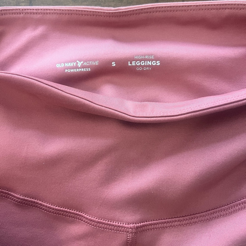 NWT - Old Navy Women’s Active High Rise Leggings - Picture 4 of 5